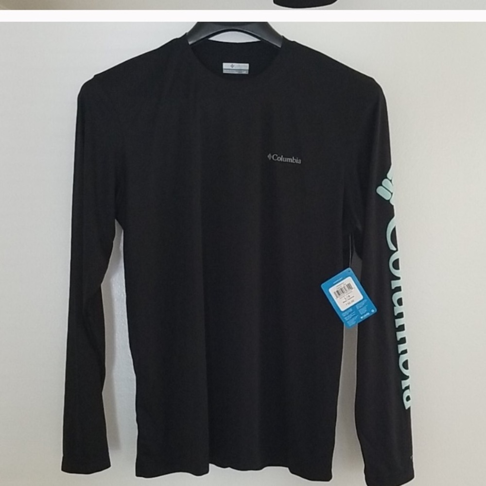 Columbia Long sleeve 2/ 50$$
